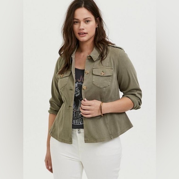 torrid Jackets & Blazers - Torrid Army Green Twill Peplum Utility Button Jacket Size M Medium 00